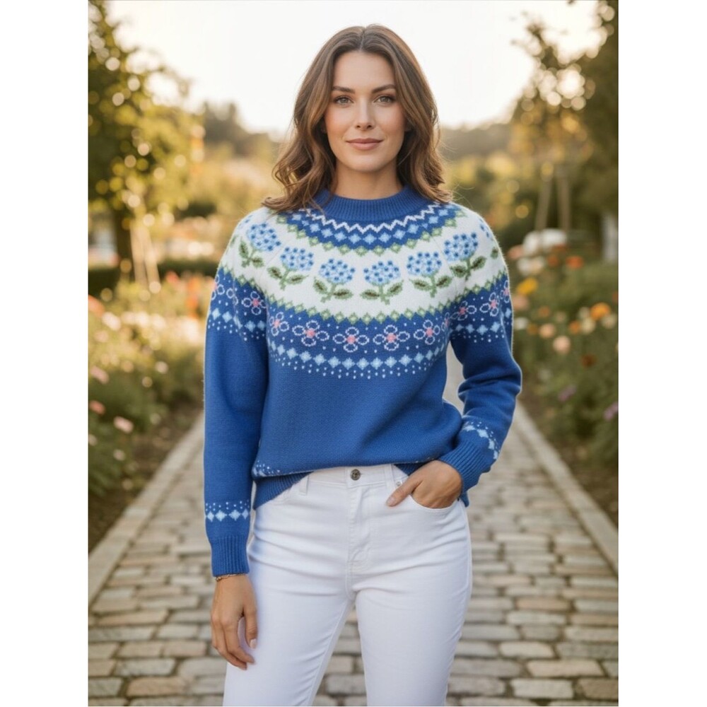 Boutique Anna Kaci Blue Hydrangea Floral Pattern Fairisle Sweater